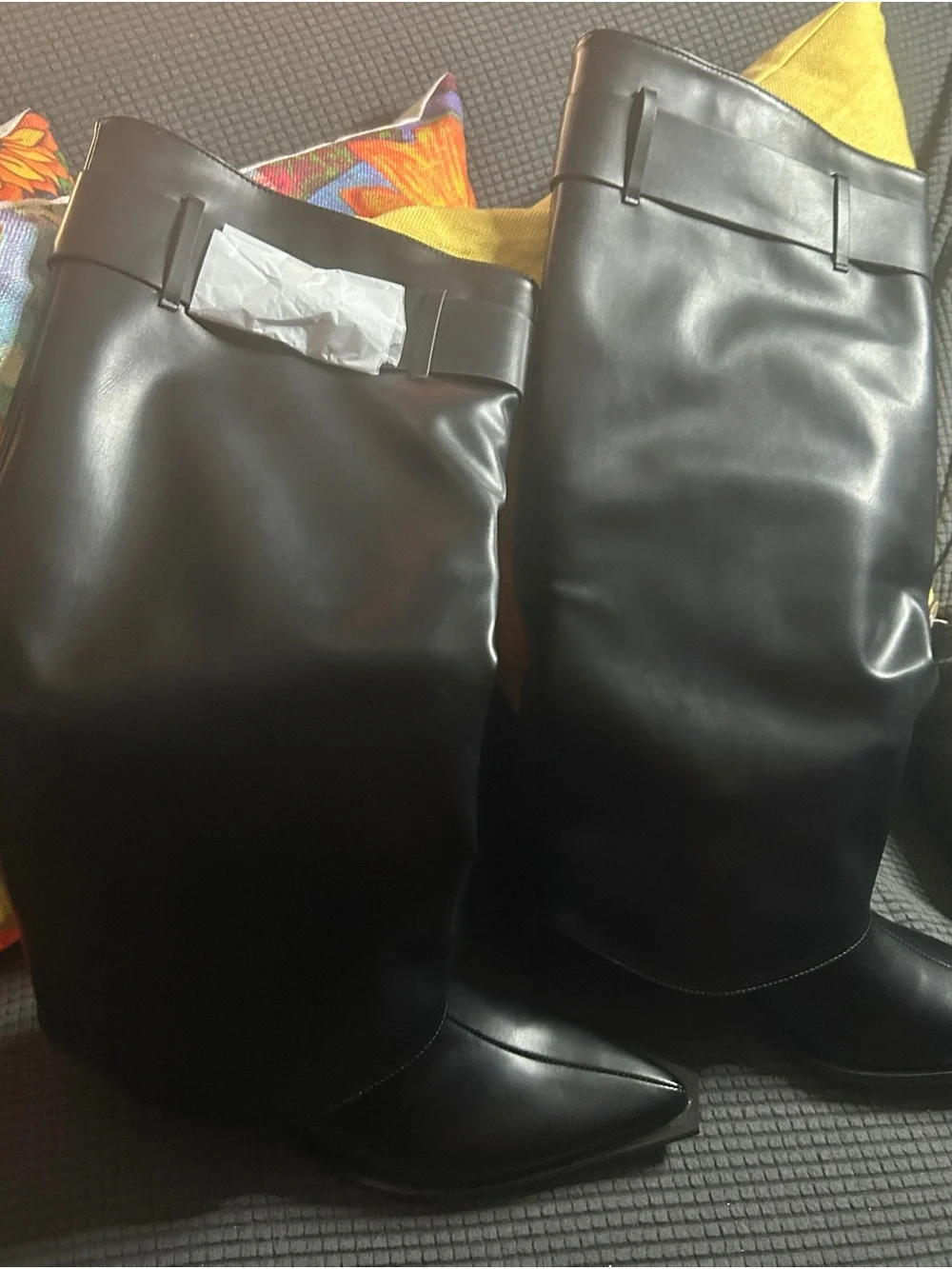 AKIRA Black Leather Knee-High Boots with Sculpted Heel